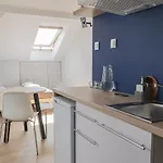 & S8 Hotel apartamentowy Blizne Jasinskiego