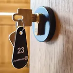 & S8 Hotel apartamentowy Blizne Jasinskiego