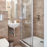 & S8 Hotel apartamentowy 4*