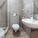 Hotel apartamentowy & S8 4*
