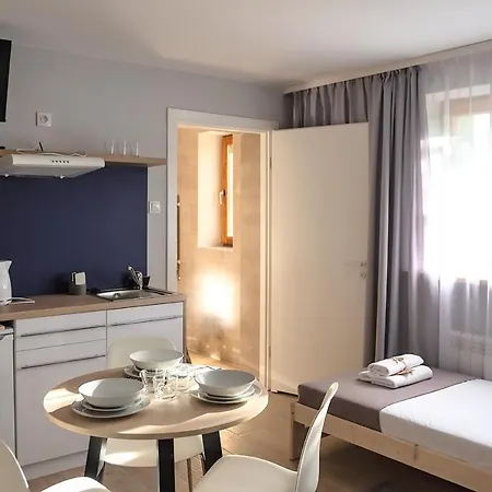 & S8 Blizne Jasinskiego