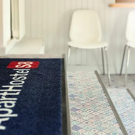 Aparthotel S8 *