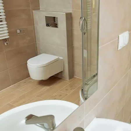 & S8 Aparthotel 4*