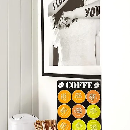 Aparthotel S8 *