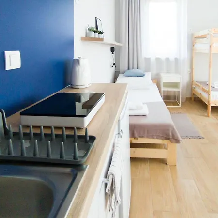 Aparthotel S8 *