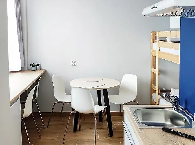 Hotel apartamentowy & S8 3*